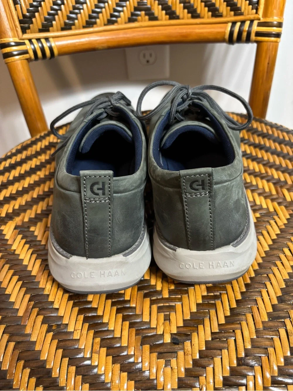 Cole Haan Grand Remix Oxford Raven Nubuck/Quiet Shade
